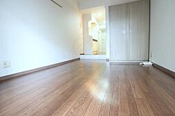 アブレスト東山本町 3階1Kのリビング/ダイニング