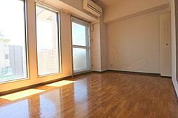 Gloire烏丸五条（旧：Eau de Vie烏丸五条） 6階1Kのリビング/ダイニング