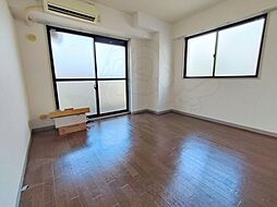 プレジール西院 601 6階1Kのリビング/ダイニング