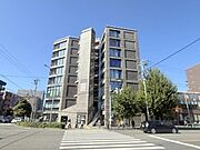 西大路駅より徒歩13分 築1年2ヶ月 8階建の賃貸物件