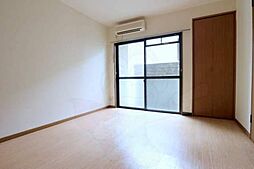 京都市営烏丸線 くいな橋駅 徒歩9分の賃貸マンション 3階1Kのリビング/ダイニング