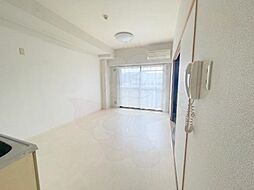 ヴァレドール 3階2DKのリビング/ダイニング