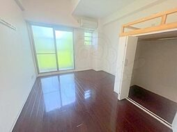 アクエルド御所北 3階1Kのリビング/ダイニング