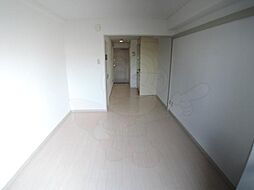 フレーヴァー深草2 5階1Kのリビング/ダイニング