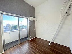 プレシャス五番館 3階1Kのリビング/ダイニング