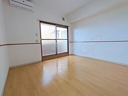 ヴァローレ桂 2階1Kのリビング/ダイニング