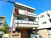 藤森駅より徒歩9分 1階 築36年の賃貸物件