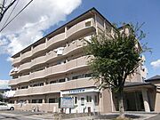 上桂駅より徒歩13分 築30年6ヶ月 5階建の賃貸物件