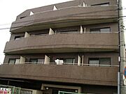 桂駅より徒歩11分 築36年11ヶ月 4階建の賃貸物件