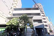 二条駅より徒歩6分 3階 築17年7ヶ月の賃貸物件