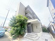 桂川駅より徒歩28分 築8年5ヶ月 4階建の賃貸物件