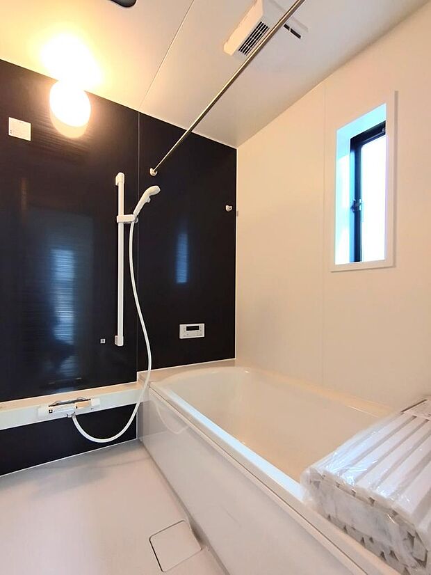 アクセントパネル採用のユニットバス