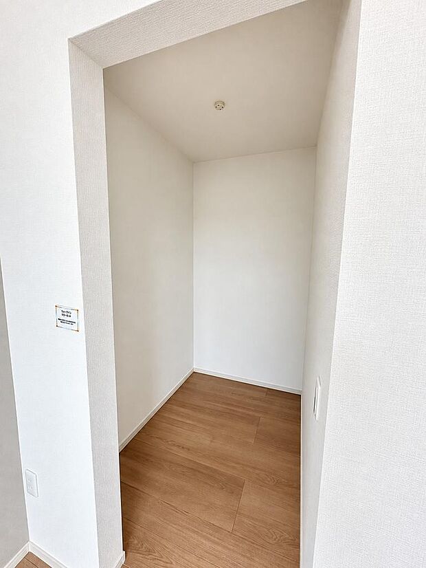 生活用品をしまいやすい収納を確保。室内を整えやすい住まいです。