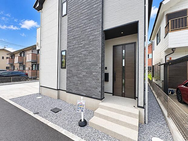 日々の出入りがしやすい住まいです。