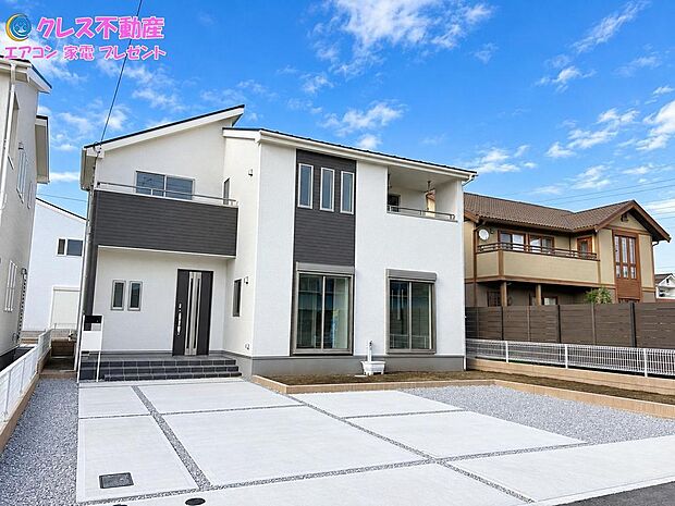 5号棟は16帖LDK+6帖洋風和室の4LDK。