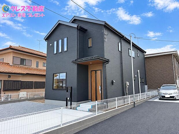 3号棟　街並みに映えるスタイリッシュな外観。住まいの第一印象まで大切にしたデザインです。