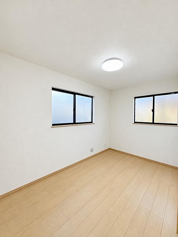 明るい洋室は個室や趣味部屋としても便利。暮らしに合わせて使えます。
