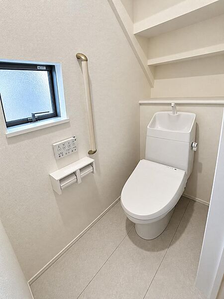 トイレを拡大表示