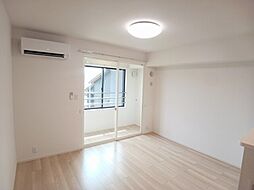 グリーンヒルズ B 204号室 2階1LDKのリビング/ダイニング