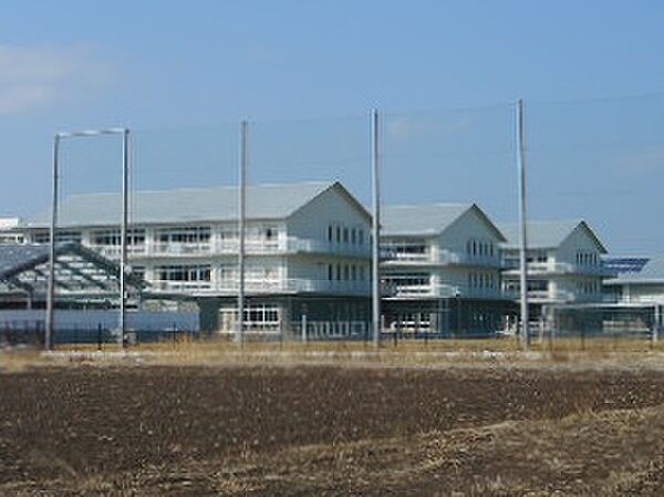 つくば市立秀峰筑波義務教育学校（2300m）