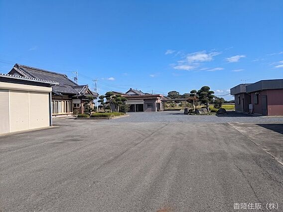 主屋の入口付近...