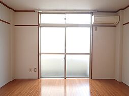 東京メトロ千代田線 北綾瀬駅 徒歩22分の賃貸マンション 2階1Kのリビング/ダイニング