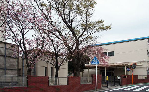 【小学校】横浜市立藤の木小学校まで456ｍ