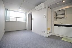 グラスフラッツ 2階ワンルームのリビング/ダイニング