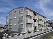 羽倉崎駅より徒歩7分 築5年4ヶ月 3階建の賃貸物件