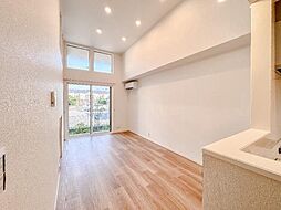 Raffinato 105 1階2LDKのリビング/ダイニング