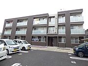 南浦和駅より徒歩6分 築11年2ヶ月 3階建の賃貸物件