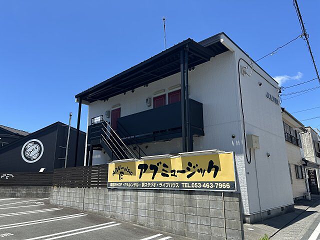3 / 25
