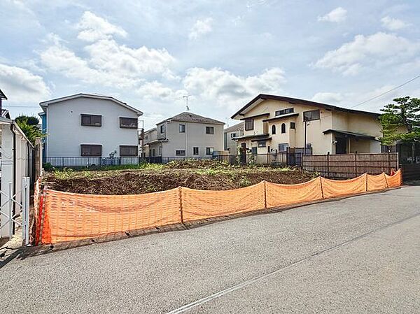 この広い空とフラットな土地が、家族の物語の始まり。ここにしかない開放感と安心感をぜひ現地で。