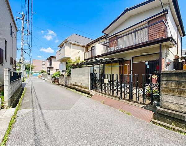 前面道路との繋がりです、ぜひ現地にて、実際の広さや開放感をお確かめください。
