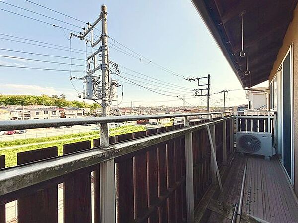 眺望良好のバルコニーです、ぜひ現地にて、実際の広さや開放感をお確かめください
