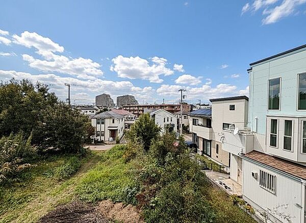 高台の為、見晴らしが良いです。
