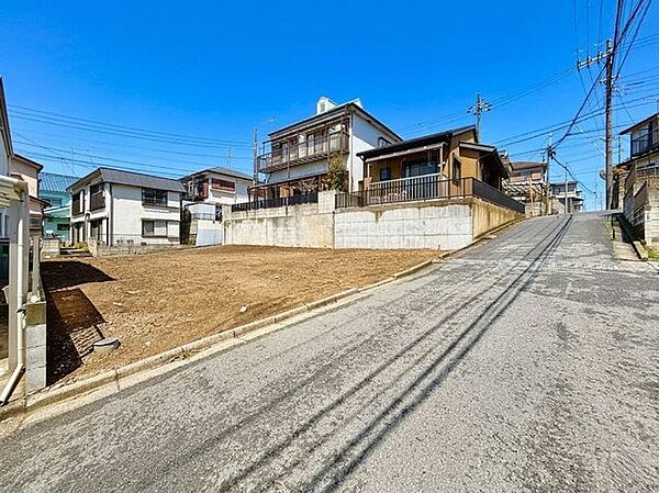 前面道路との繋がりです、ぜひ現地にて、実際の広さや開放感をお確かめください。