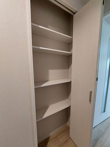 廊下の収納