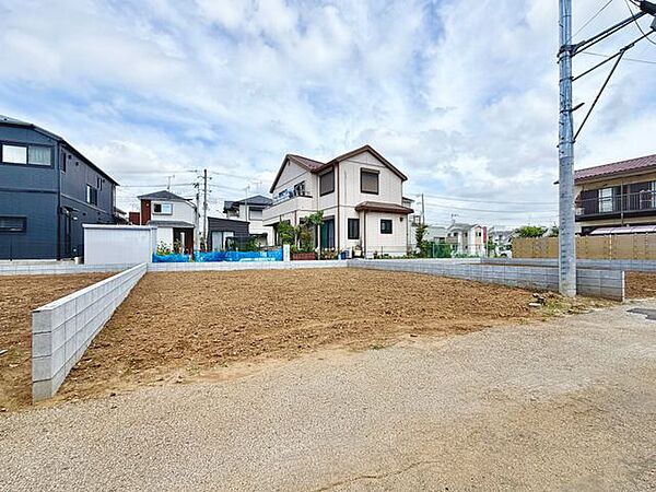全2区画の土地、広々39坪！ぜひ現地にて、実際の広さや開放感をお確かめください。