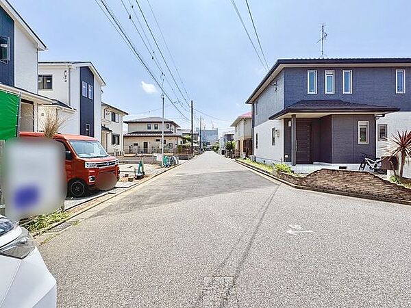 前面道路です