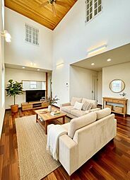 松戸市小金原7丁目 4LDKのリビング/ダイニング