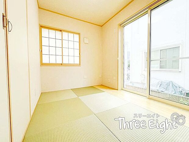 3.7帖の和室です。一部屋和室があると、多用途に使えて便利ですね。