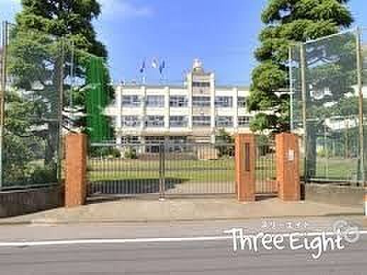 足立区立梅島第一小学校 徒歩1分。 70m