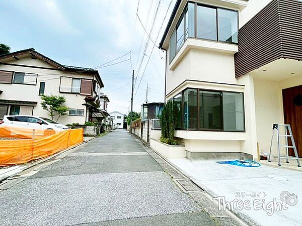伊勢崎線「五反野」駅まで徒歩10分の、駅チカ好立地！毎日の通勤・通学はもちろん、休日のお出かけにも便利な環境です♪物件現地ご案内の際は、周辺環境も併せてご案内いたします！