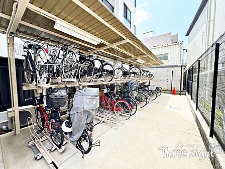 マンション敷地内には自転車の駐輪場もございます♪空き状況については、随時お問い合わせにてご確認ください。◆0120-1919-80◆