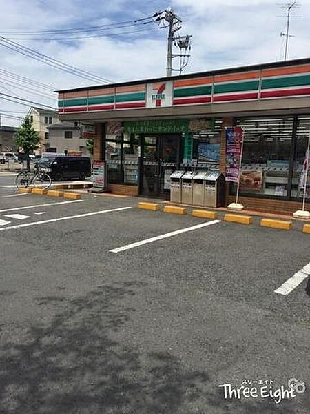 セブンイレブン足立六木店 徒歩3分。 180m
