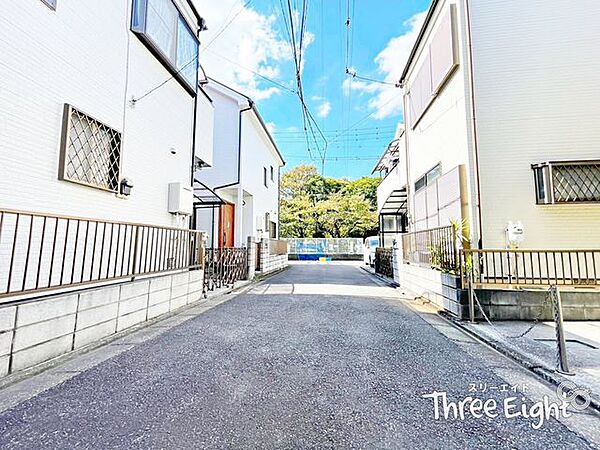 閑静な住宅地に立地しており、昼も夜も静かで穏やかな雰囲気の環境です♪物件現地ご案内の際は、周辺環境も併せてご案内いたします！お気軽にお問合せ下さい♪◆0120-1919-80◆