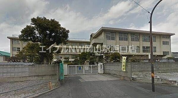 画像10:岡山市立石井小学校 439m