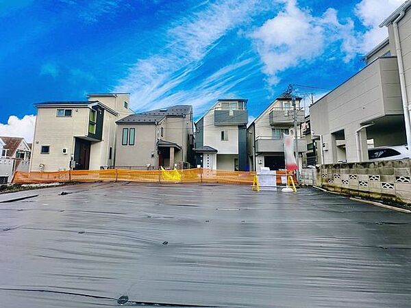 48坪超の有効面積は、将来の同居を見据えた2世帯住宅や、それぞれの趣味部屋を設けた大型4LDKなど、ライフステージの変化に柔軟に対応できるポテンシャルを持っています。