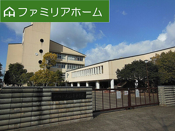太山寺中学校　徒歩7分
